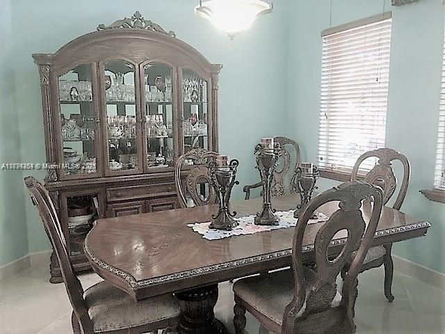 4854 NW 110th Pl, Doral, FL 33178 Photo