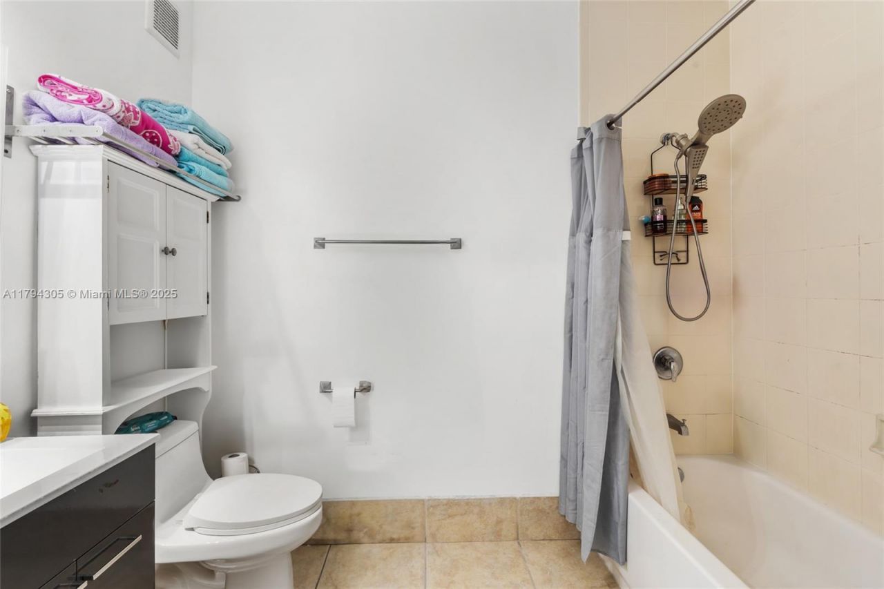 10012 NW 7 St, Unit 107, Miami, FL 33172 Photo