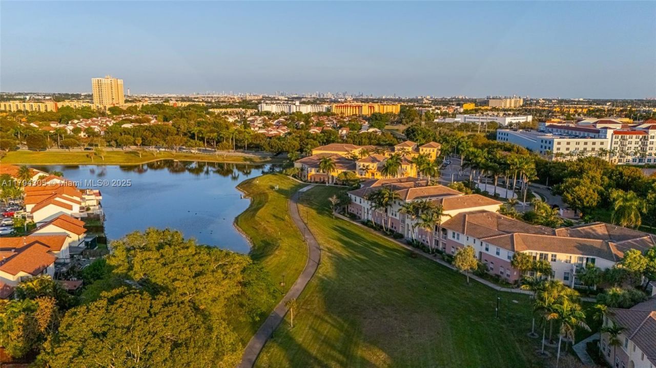 10012 NW 7 St, Unit 107, Miami, FL 33172 Photo