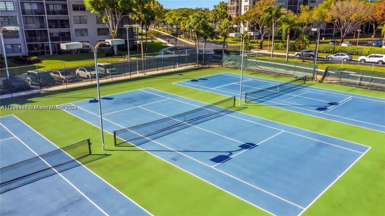 901 Colony Point Cir, Unit 217, Pembroke Pines, FL 33026 Photo