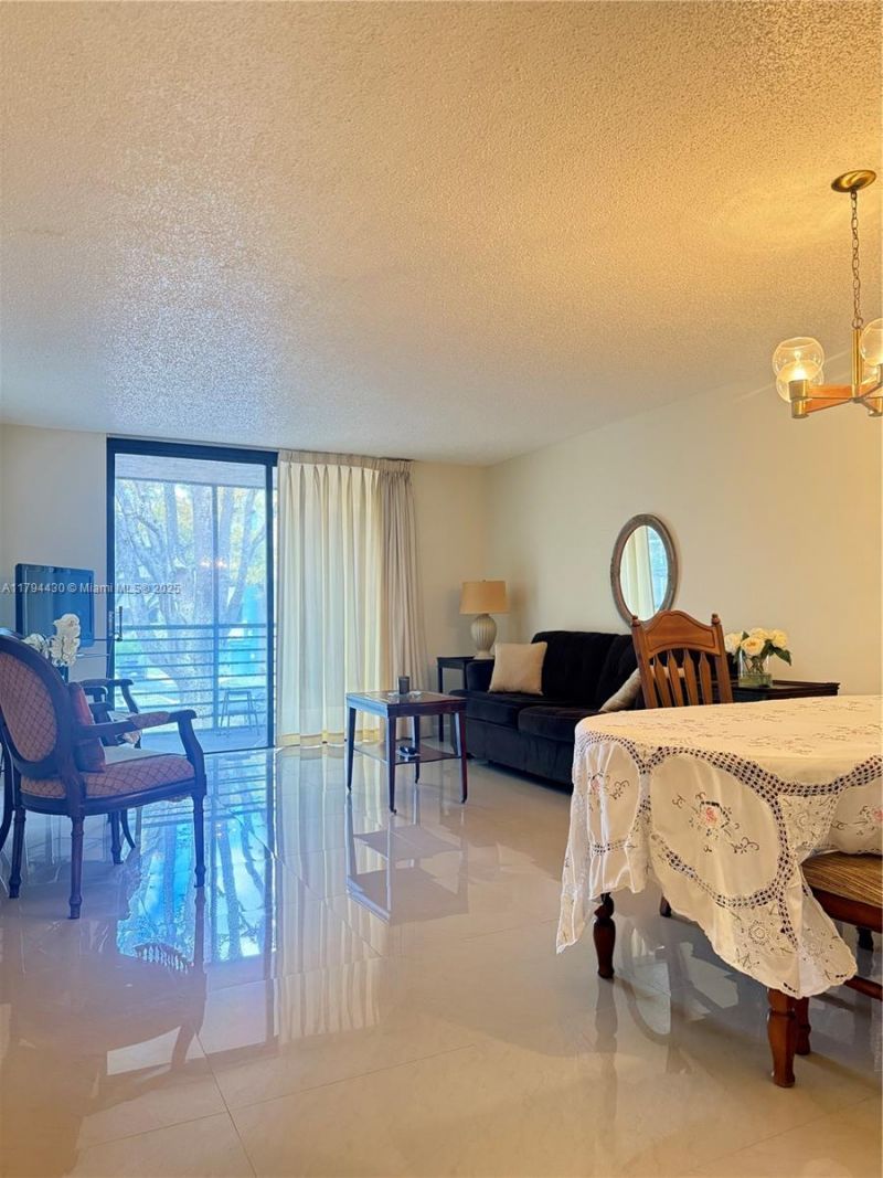 901 Colony Point Cir, Unit 217, Pembroke Pines, FL 33026 Photo