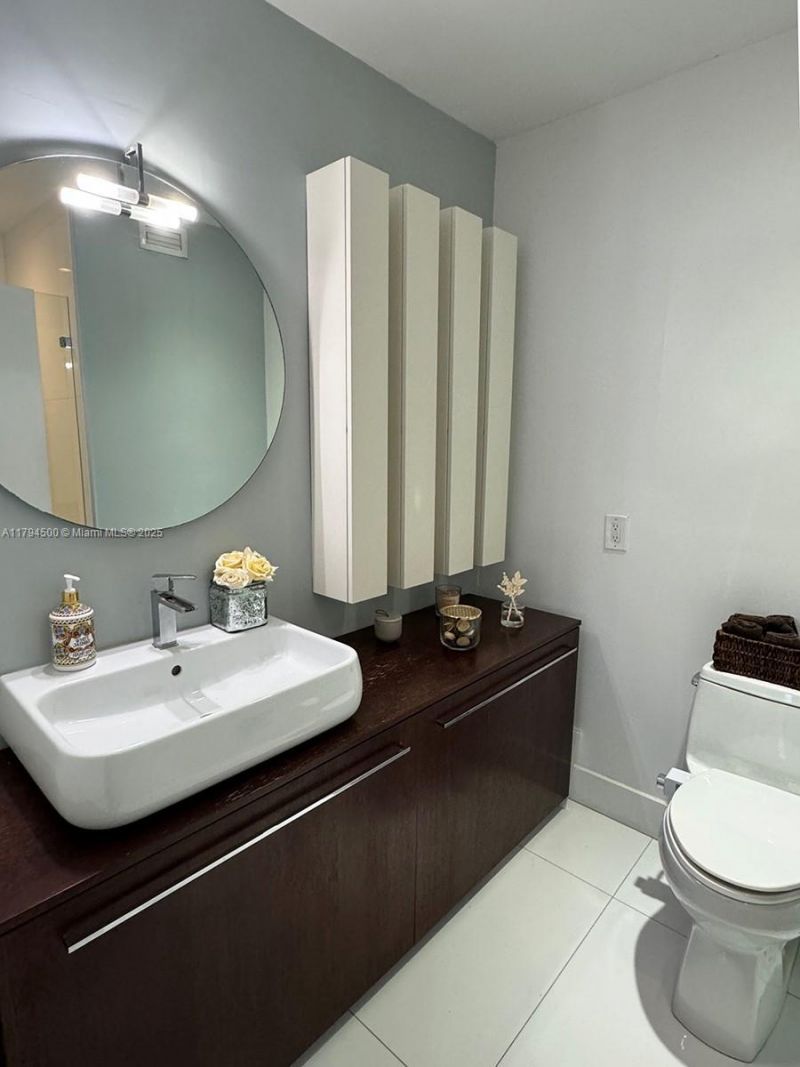 1846 NE 211th Ln, Miami, FL 33179 Photo