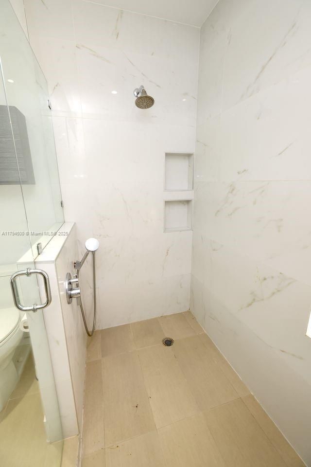 1846 NE 211th Ln, Miami, FL 33179 Photo