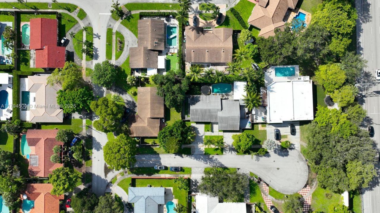 1846 NE 211th Ln, Miami, FL 33179 Photo
