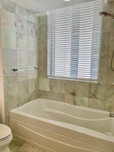 1050 Brickell Ave, Unit 1602, Miami, FL 33131 Photo