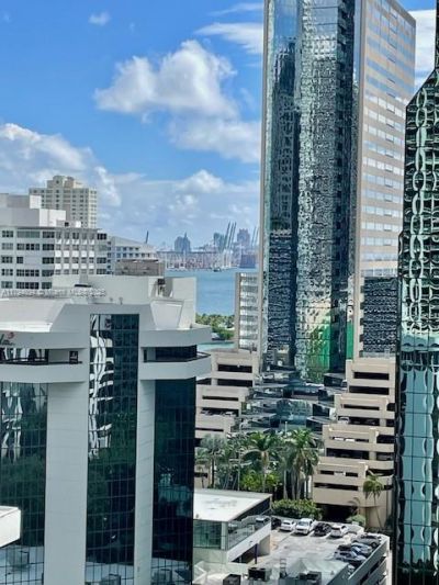 1050 Brickell Ave, Unit 1602, Miami, FL 33131 Photo