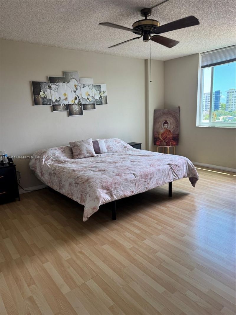 919 Hillcrest Dr, Unit 504, Hollywood, FL 33021 Photo