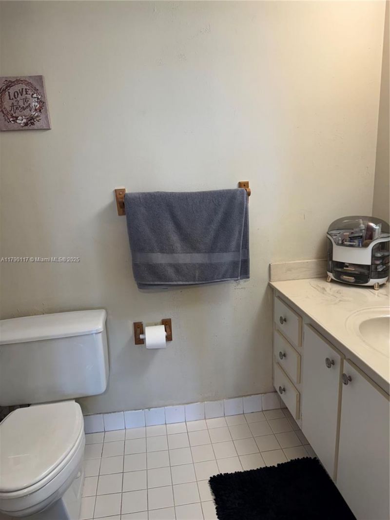 919 Hillcrest Dr, Unit 504, Hollywood, FL 33021 Photo