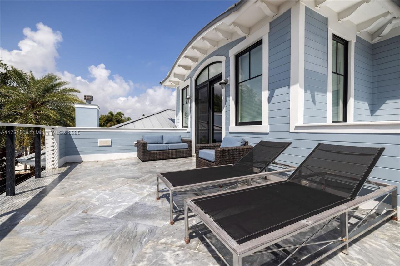 2340 NE 48th St, Lighthouse Point, FL 33064 Photo