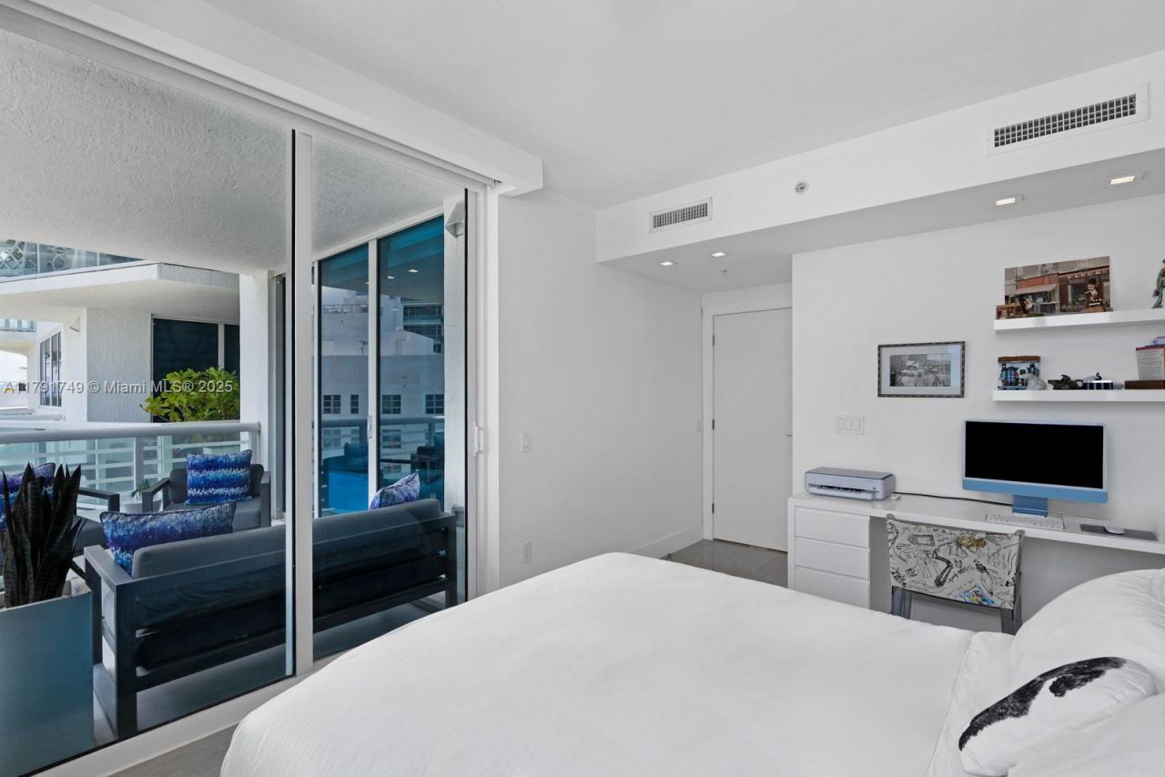 3801 Collins Ave, Unit 703, Miami Beach, FL 33140 Photo