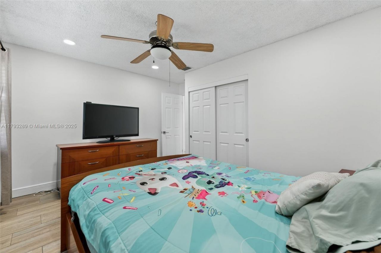 8588 NW 27th Dr, Coral Springs, FL 33065 Photo