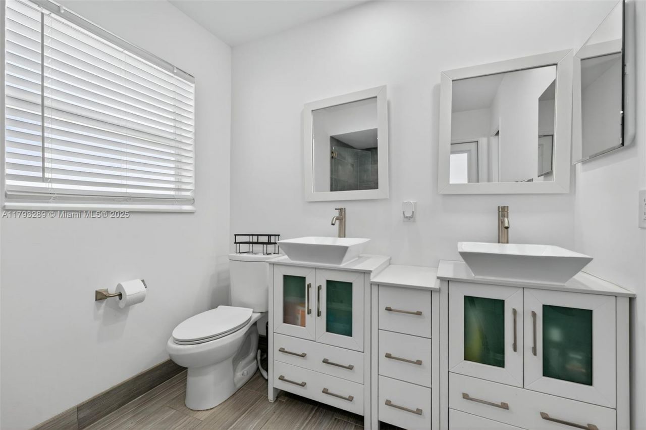 8588 NW 27th Dr, Coral Springs, FL 33065 Photo