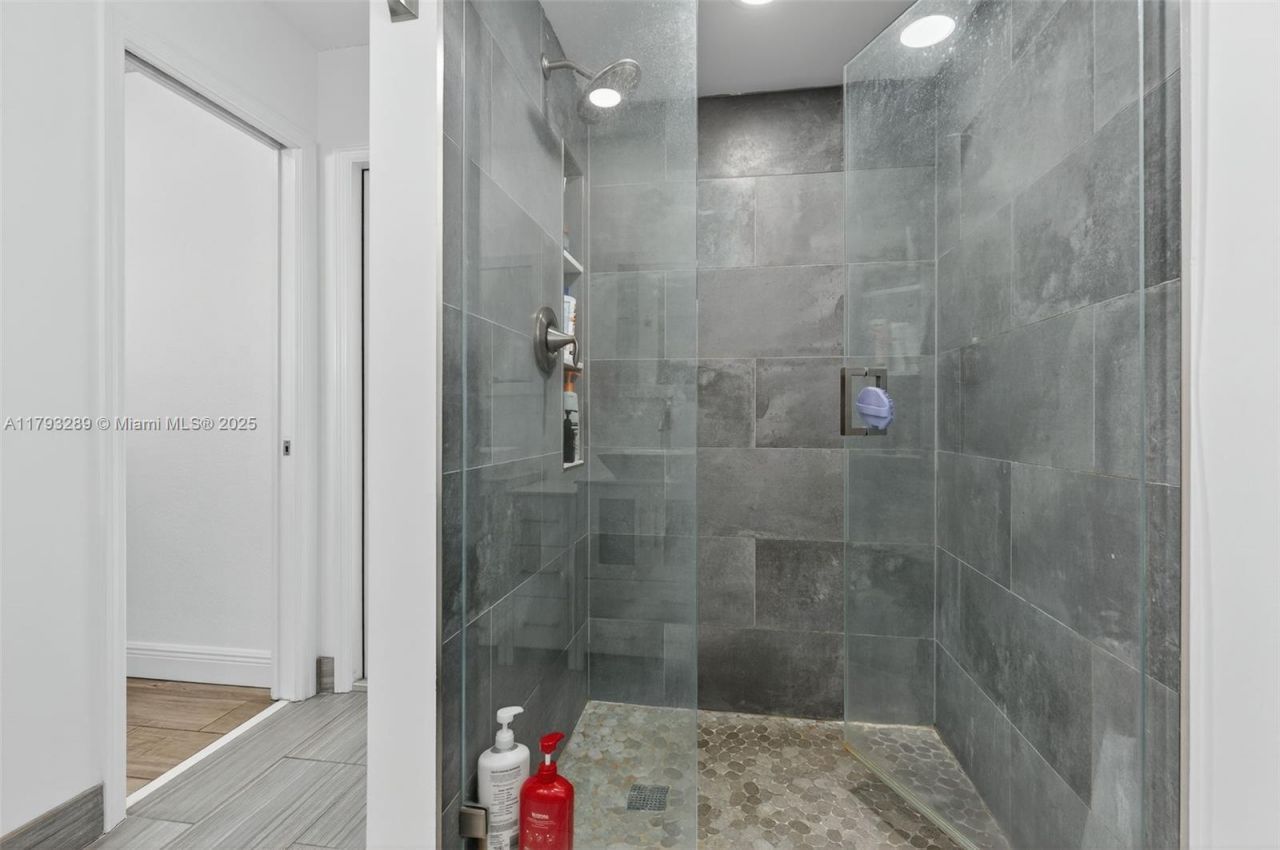 8588 NW 27th Dr, Coral Springs, FL 33065 Photo