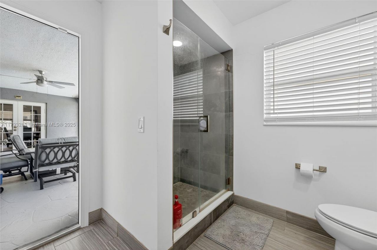 8588 NW 27th Dr, Coral Springs, FL 33065 Photo