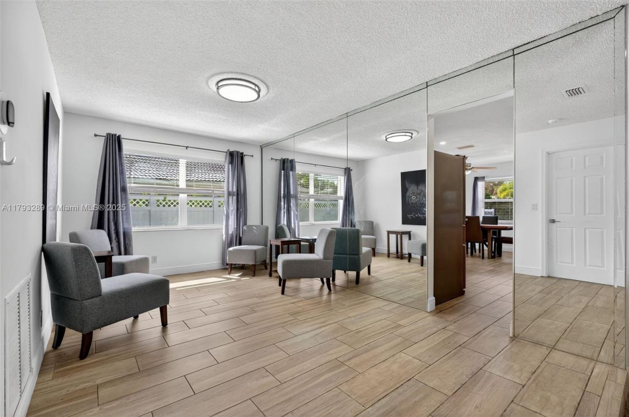 8588 NW 27th Dr, Coral Springs, FL 33065 Photo