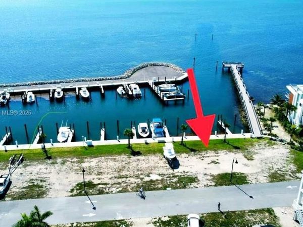 94825 Overseas Hwy #119, Key Largo, FL 33037