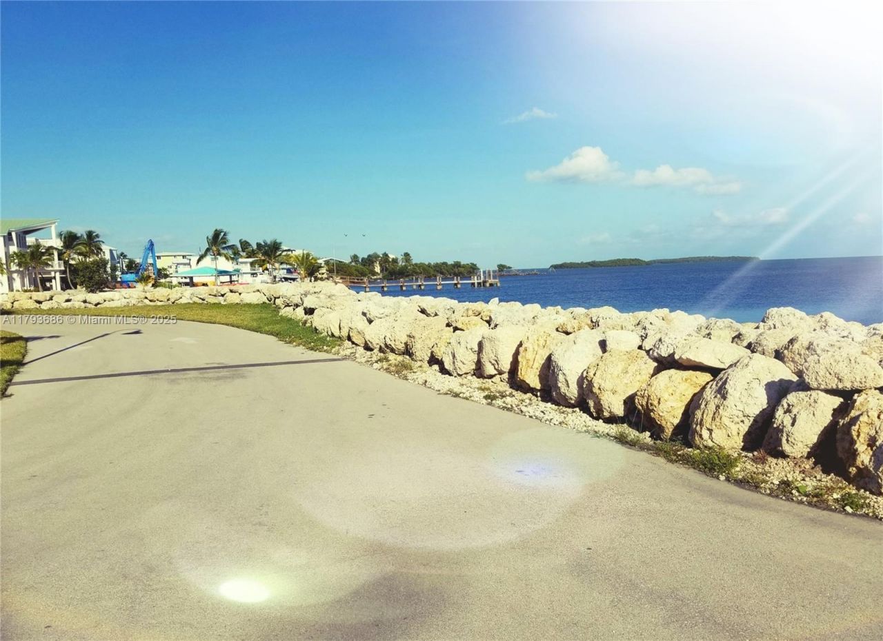 94825 Overseas Hwy #119, Key Largo, FL 33037 Photo