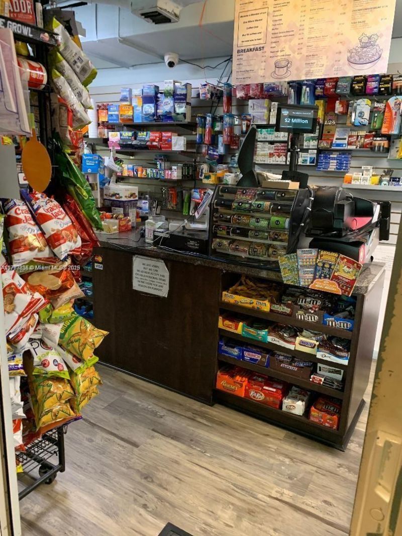 325 S Biscayne Blvd, Unit 3822, Miami, FL 33131 Photo