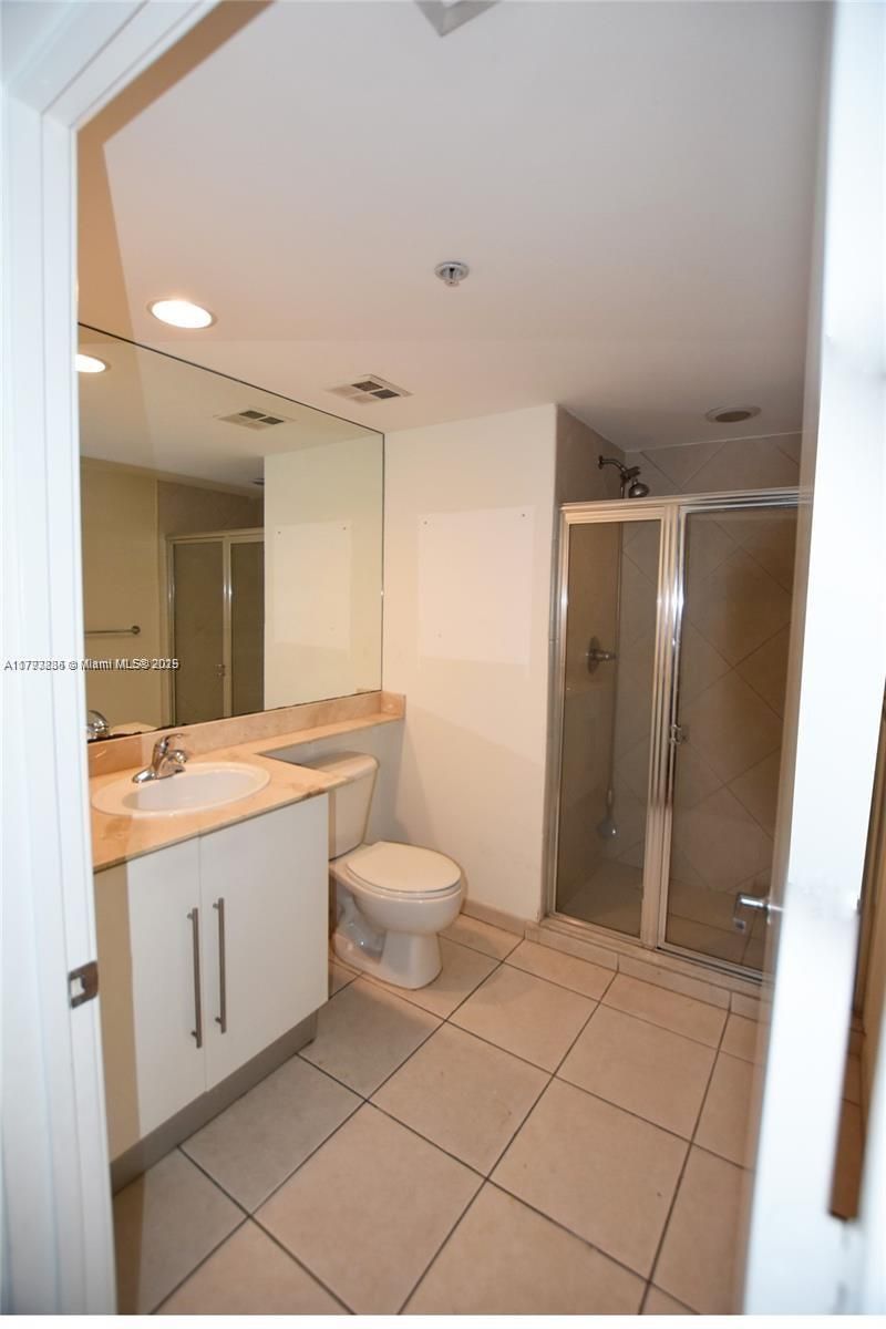 325 S Biscayne Blvd, Unit 3822, Miami, FL 33131 Photo