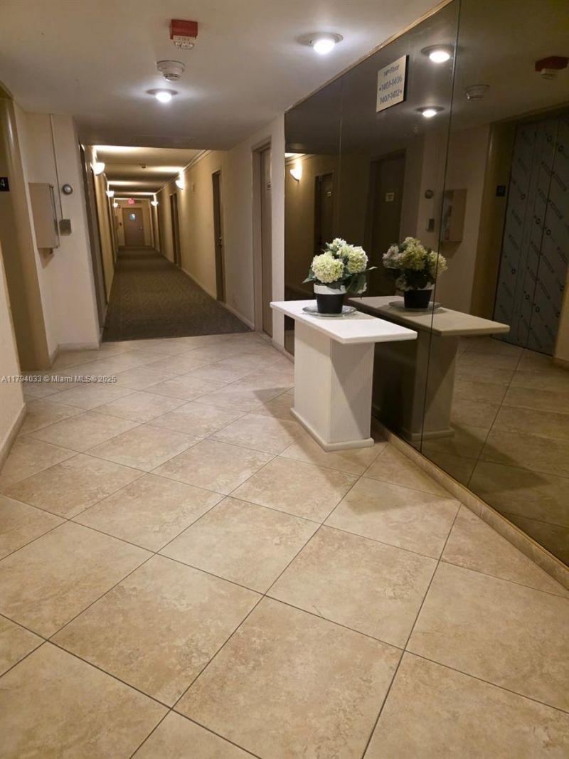 9225 Collins Ave, Unit 1409, Surfside, FL 33154 Photo