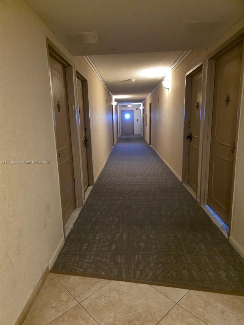 9225 Collins Ave, Unit 1409, Surfside, FL 33154 Photo