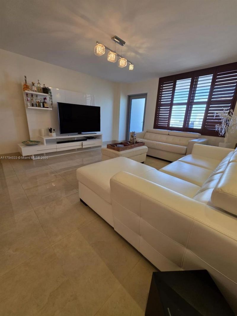 9225 Collins Ave, Unit 1409, Surfside, FL 33154 Photo