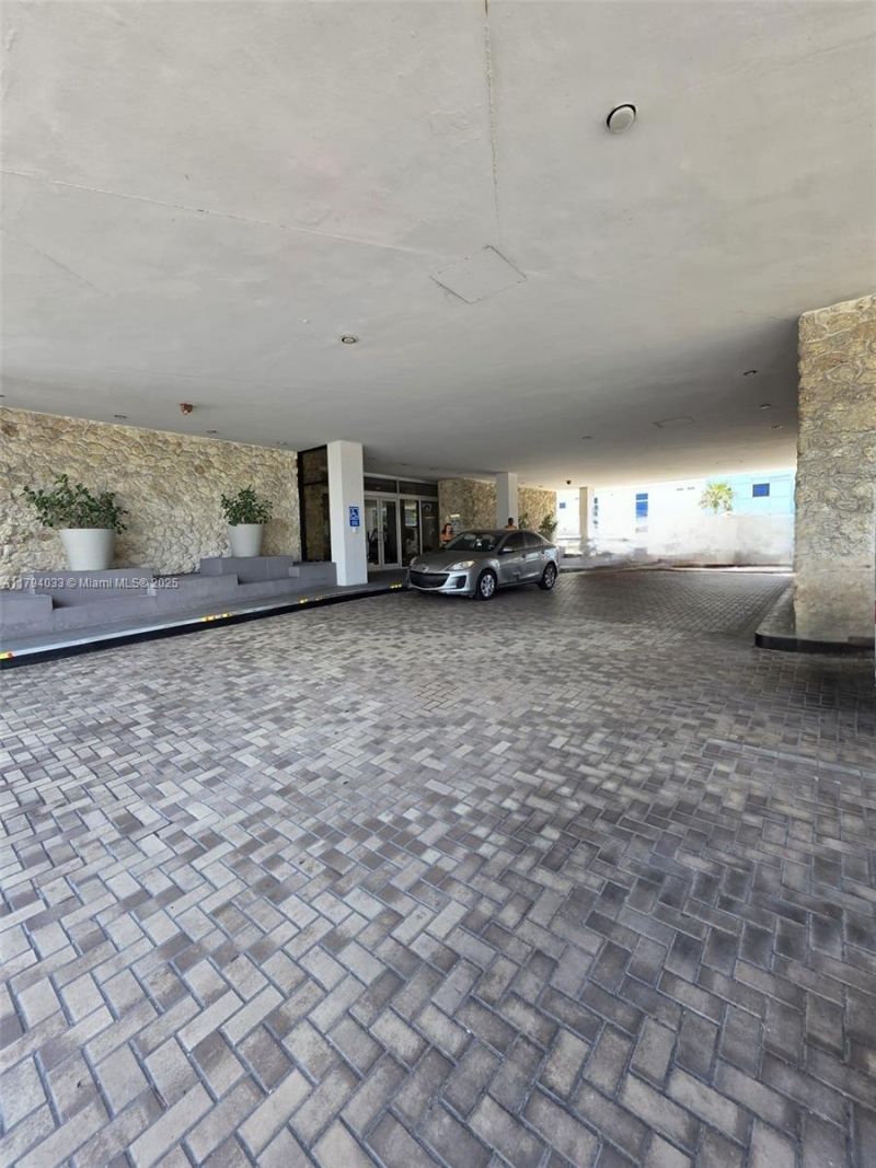 9225 Collins Ave, Unit 1409, Surfside, FL 33154 Photo