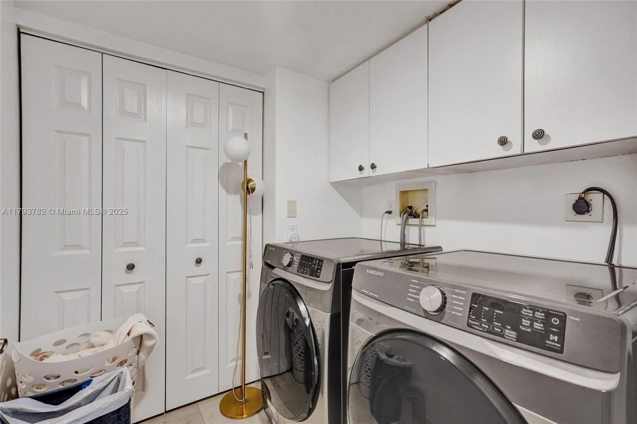 20355 NE 34th Ct, Unit 2725, Aventura, FL 33180 Photo