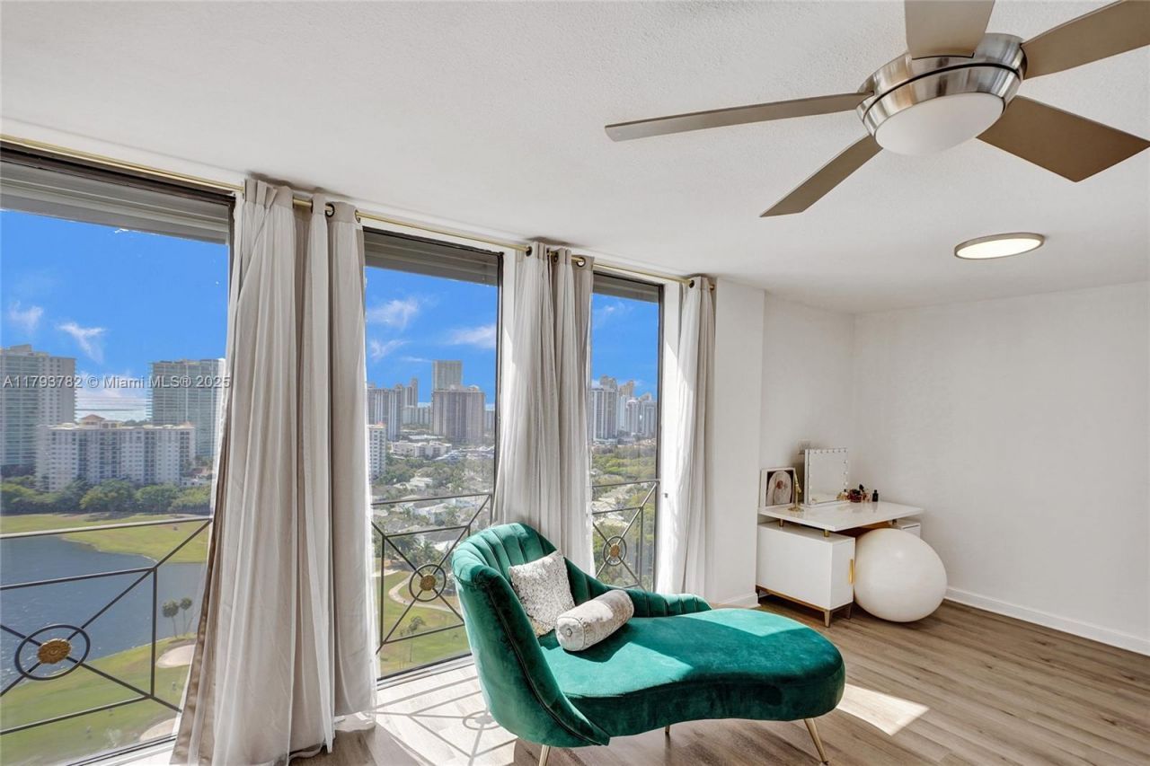 20355 NE 34th Ct, Unit 2725, Aventura, FL 33180 Photo