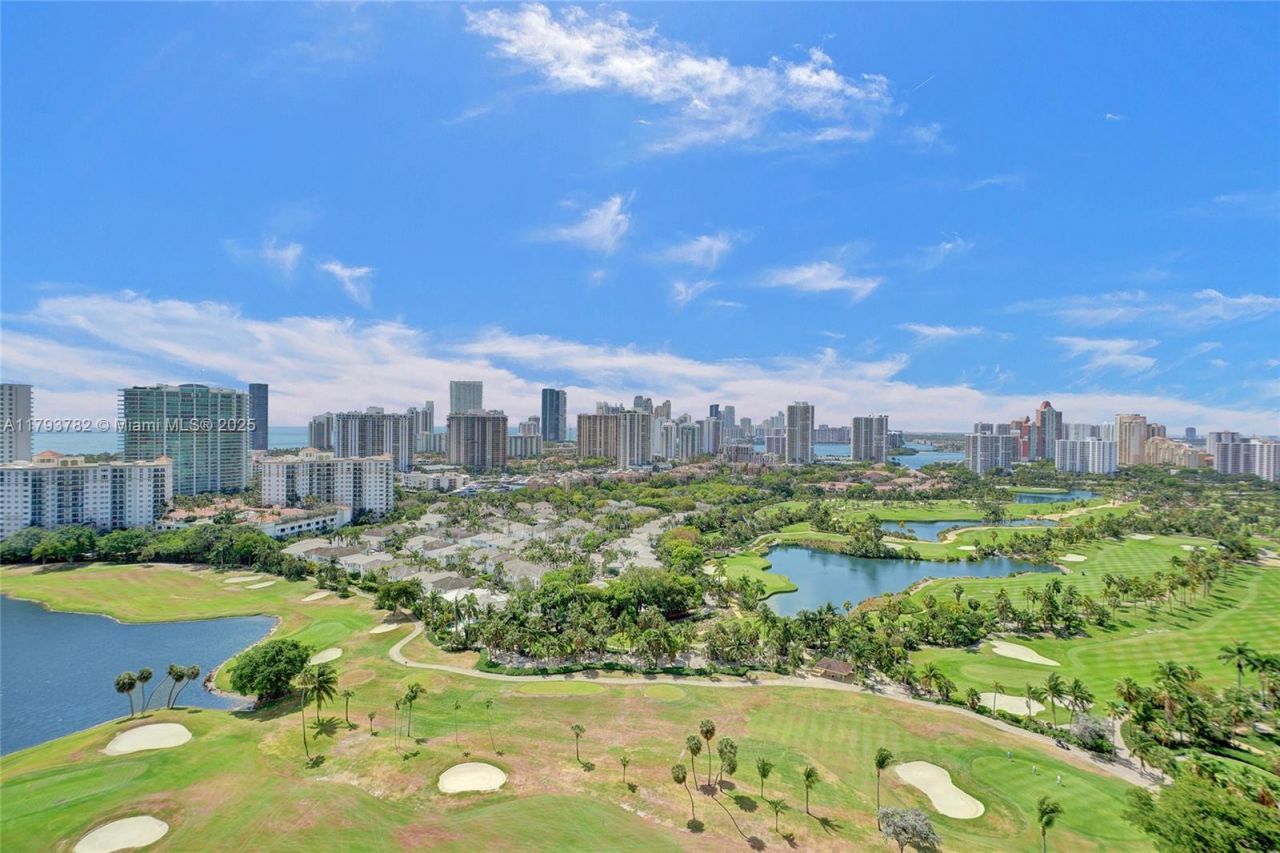 20355 NE 34th Ct, Unit 2725, Aventura, FL 33180 Photo