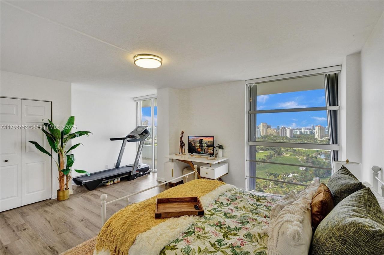 20355 NE 34th Ct, Unit 2725, Aventura, FL 33180 Photo