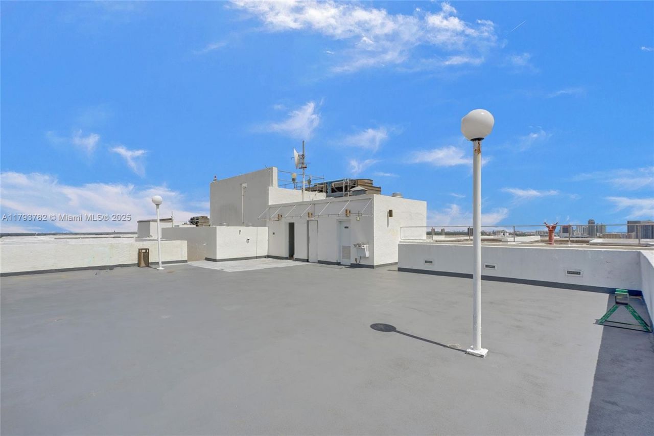 20355 NE 34th Ct, Unit 2725, Aventura, FL 33180 Photo