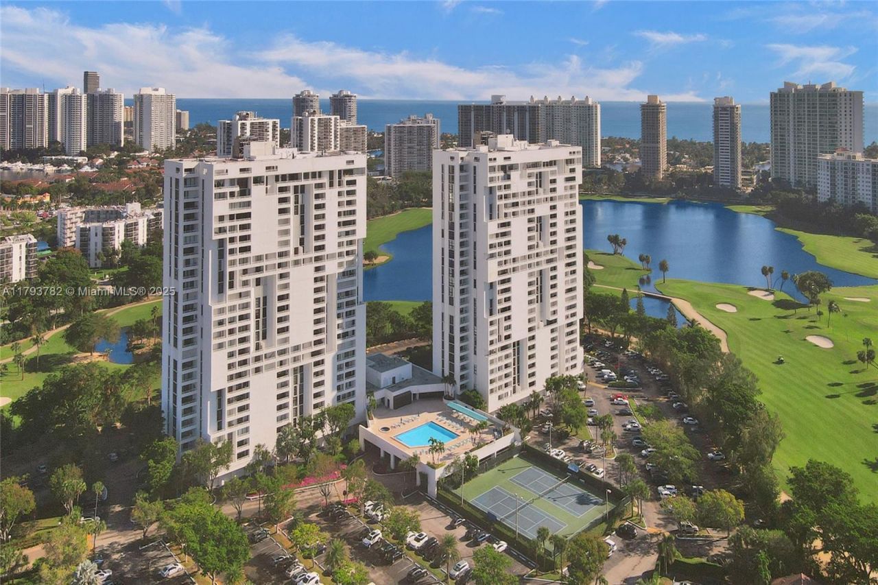 20355 NE 34th Ct, Unit 2725, Aventura, FL 33180 Photo