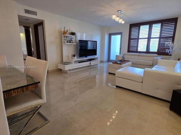 9225 Collins Ave, Unit 1409, Surfside, FL 33154