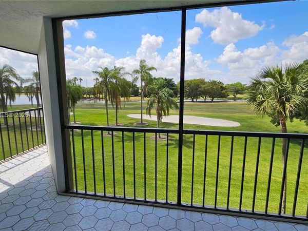 16300 Golf Club Rd, Unit 315, Weston, FL 33326