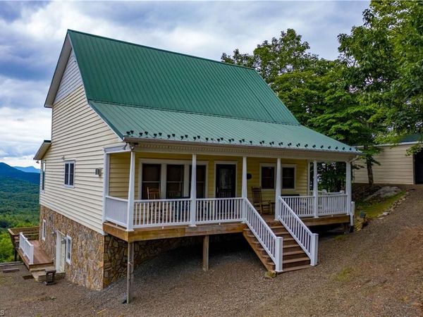 1053 Rich Hill Mountain Road , Glade Valley, NC 28627