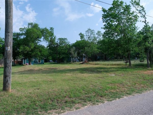 602 Alley A ST, Elgin, TX 78621