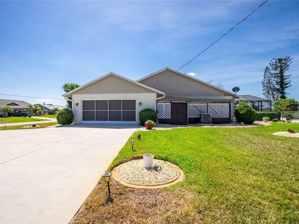 204 BUNKER ROAD, ROTONDA WEST, FL 33947