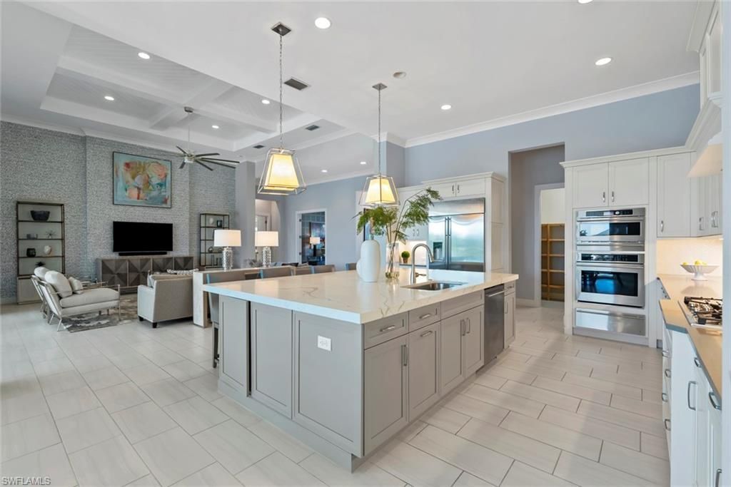 6250 Lightbourn Way, Naples, FL 34113 Photo