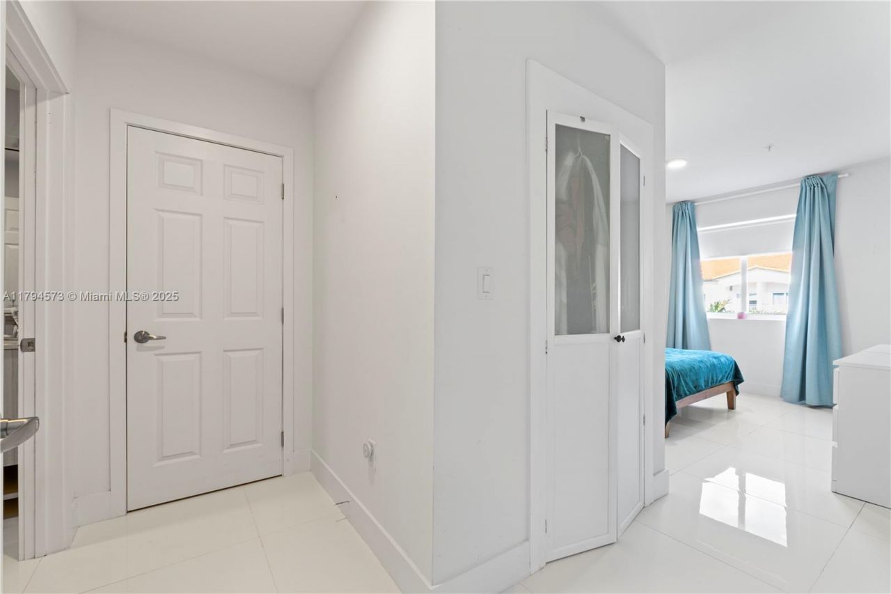 10950 NW 82nd St, Unit 415, Doral, FL 33178 Photo