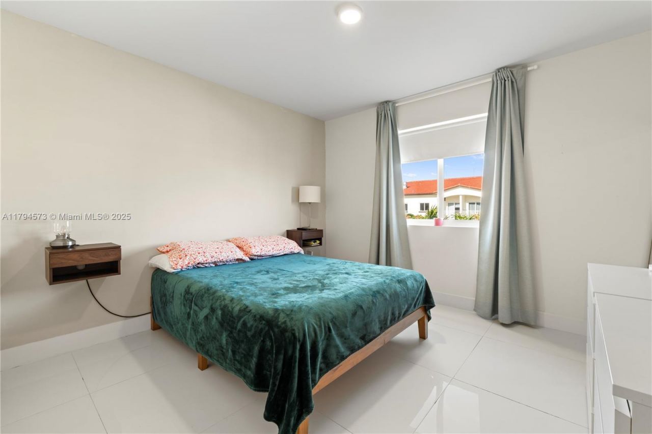 10950 NW 82nd St, Unit 415, Doral, FL 33178 Photo