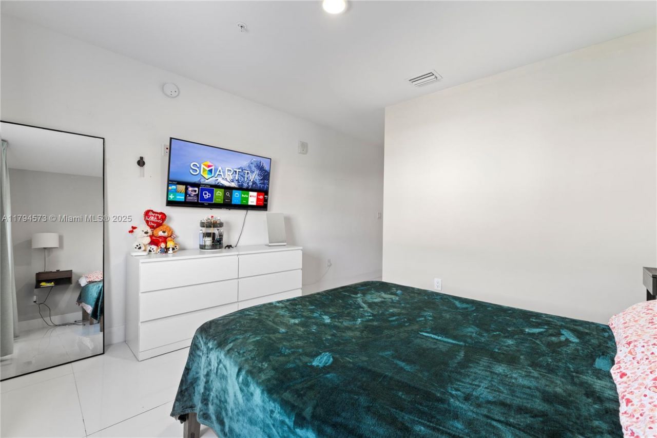 10950 NW 82nd St, Unit 415, Doral, FL 33178 Photo