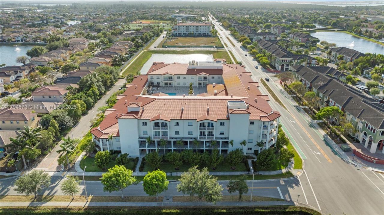 10950 NW 82nd St, Unit 415, Doral, FL 33178 Photo