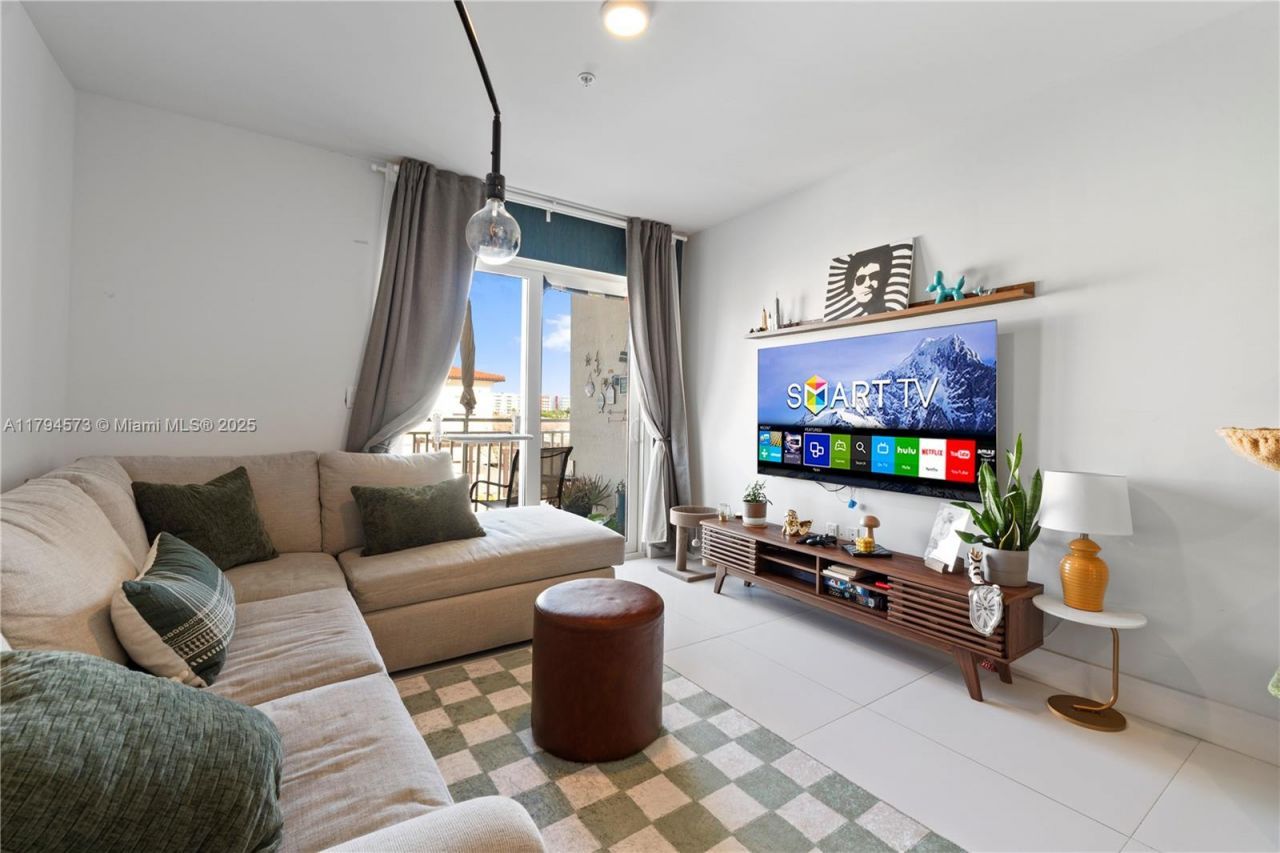 10950 NW 82nd St, Unit 415, Doral, FL 33178 Photo