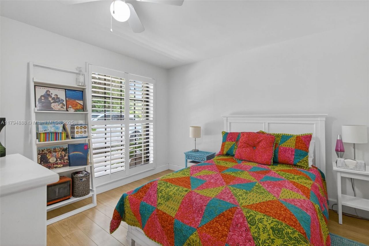 6700 SW 64th St, South Miami, FL 33143 Photo