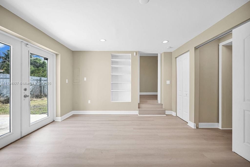 12135 NE 10th Ave, North Miami, FL 33161 Photo