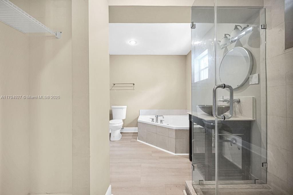 12135 NE 10th Ave, North Miami, FL 33161 Photo