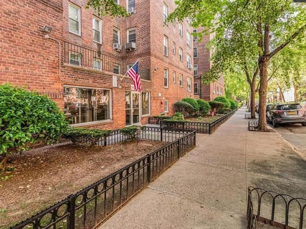 1475 Thieriot Avenue, Unit 4J, Bronx, NY 10460