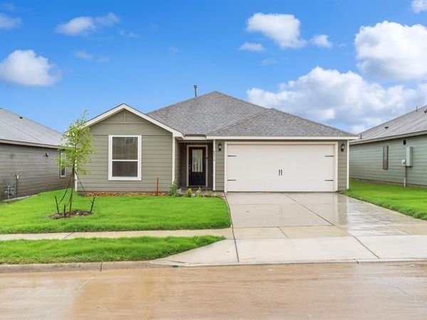 8216 Columbia Falls Road, Ponder, TX 76259