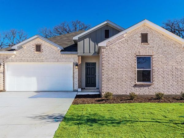 119 Kylie Drive, Cleburne, TX 76031